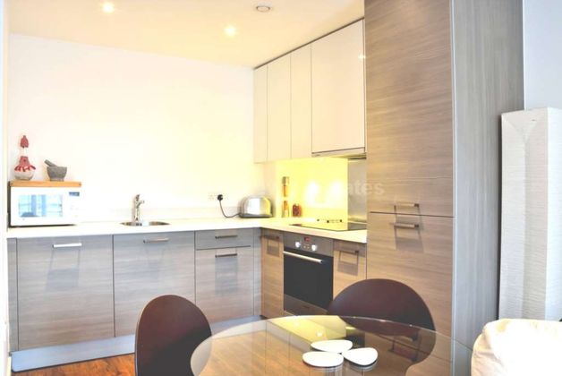 1 bedroom apartment to rent London, W3 7FJ