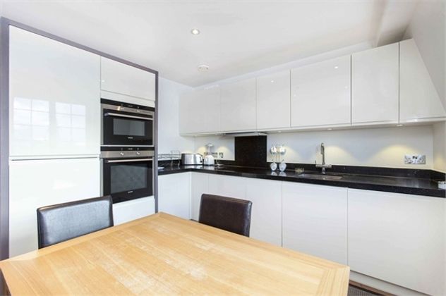 2 Bedroom Flat To Rent The Town House Ealing Broadway