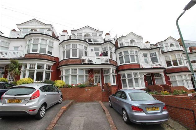 2 bedroom apartment for sale Southend-on-sea, SS0 7RP